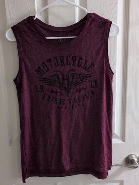 Sleeveless Motorcycle Graphic Tank - Burgundy